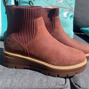 Timberland Chelsea boots size 9